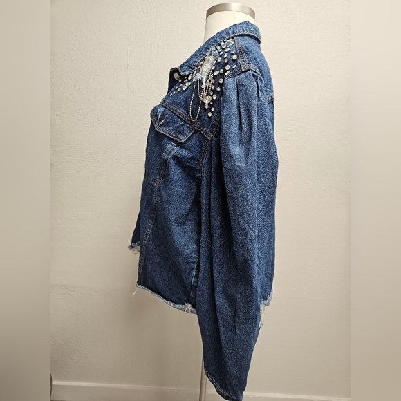 TOUCH ME Bedazzled & DISTRESSED Denim Jacket - Picture 4 of 7
